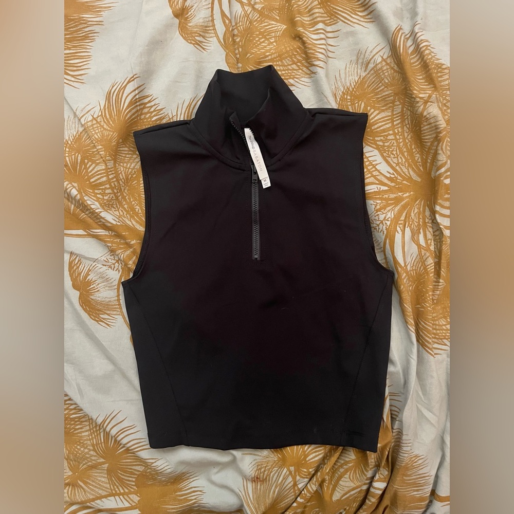 nwot Group Babaton mockneck zipper crop top xs